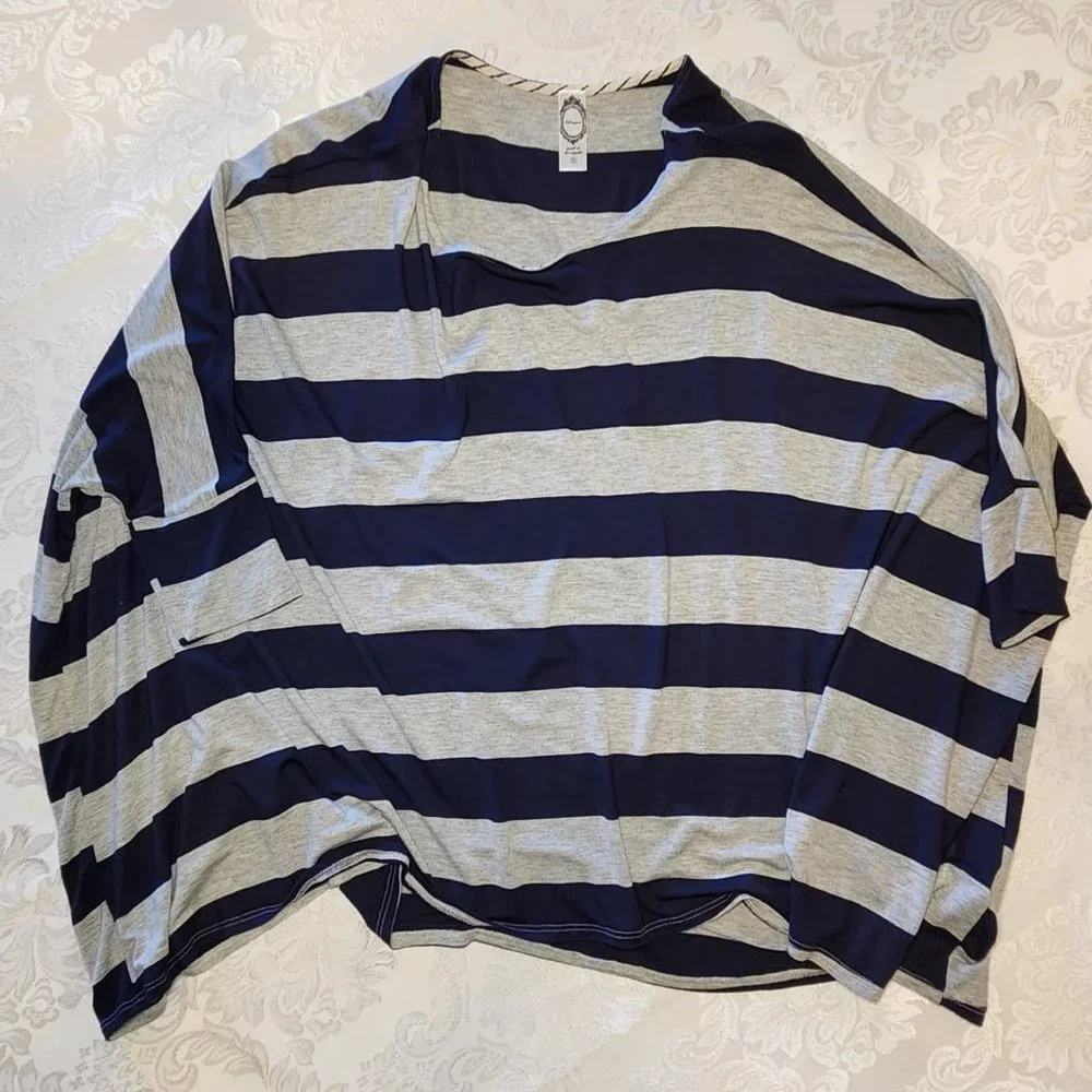 Honeyme Gray and Navy Striped Dolman Sleeve Tunic